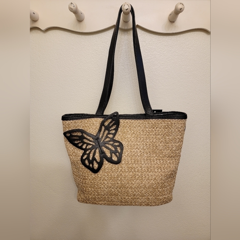 NWT Bueno Ladies Straw Tote with Butterfly Applique - Picture 2 of 5